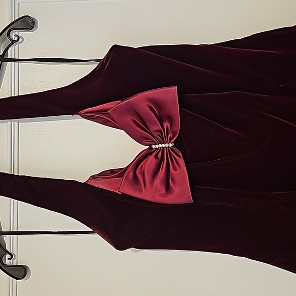 L A Glo Vintage Halter Maroon Dress - Picture 2 of 9